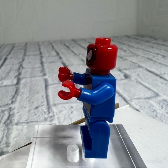 Spiderman mini figurine - Picture 4 of 5